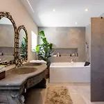 Villa Surga, A Luxurious And Exclusive Romantic In The Algarve Budens