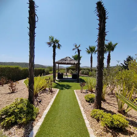 Surga, A Luxurious And Exclusive Romantic In The Algarve Budens