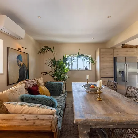 Vila Surga, A Luxurious And Exclusive Romantic In The Algarve Budens