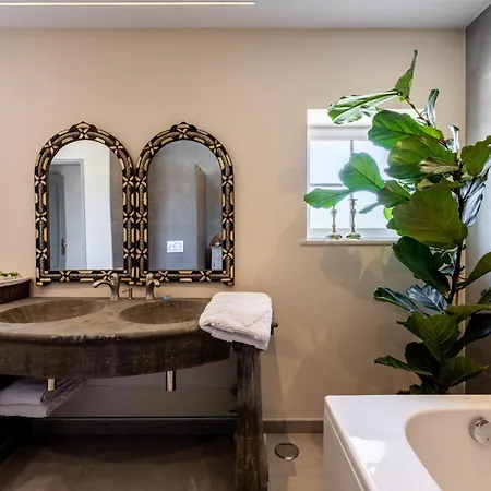 Surga, A Luxurious And Exclusive Romantic In The Algarve Budens