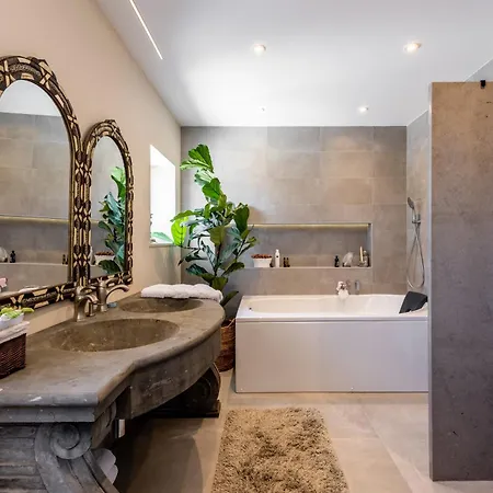 Vila Surga, A Luxurious And Exclusive Romantic In The Algarve Budens