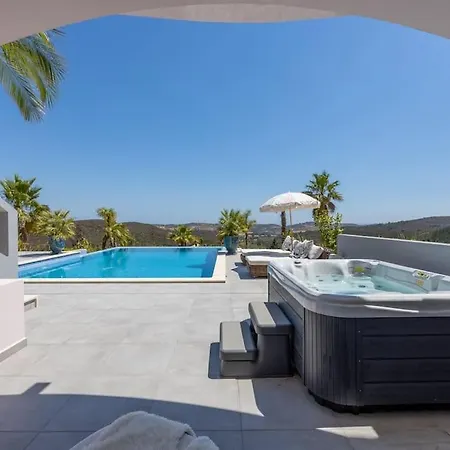 Vila Luxurious & Famous Of Dutch Tv Show Budens
